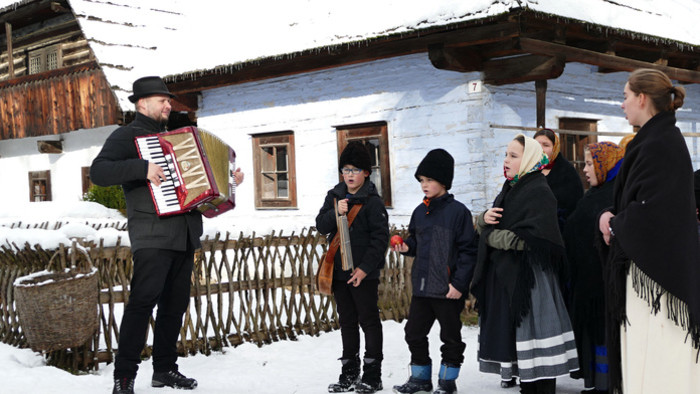 Vianočné zvyky z Abova, dolného Zemplína a z horného Šariša