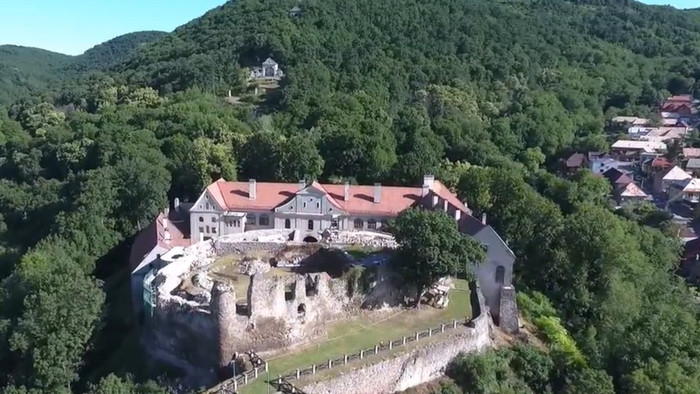 Kultúrne dedičstvo: Hrad Modrý kameň