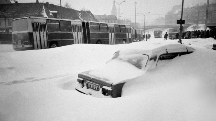 Bratislava en 1987 sufrió una calamidad de nieve extrema