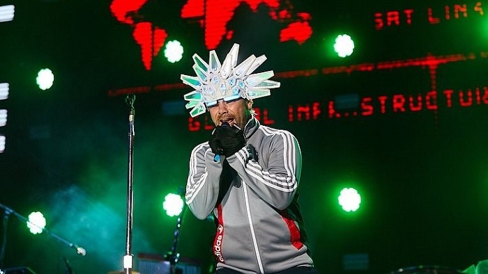 Jamiroquai: Úspešná kapela, ktorá sa stala symbolom 90. rokov