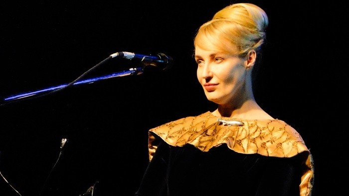 Mental_FM: Lisa Gerrard, Hildegard aj Fallen Angels