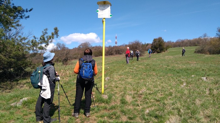 Túry k vysielačom: Dievčenská skala nad Rožňavou