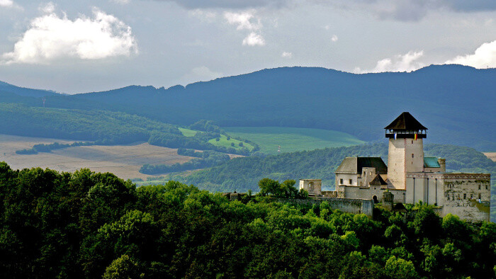 Lesopark v centre Trenčína