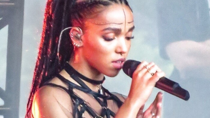 The Selector: FKA Twigs, Victoria Canal, Lambrini Girls aj DemiMa