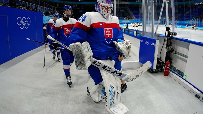 Slovenskí hokejisti pred zápasom na ZOH v Pekingu 2022.