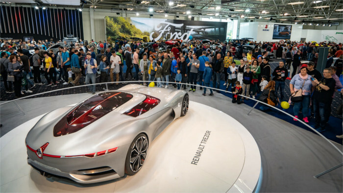 Autosalon2.jpg