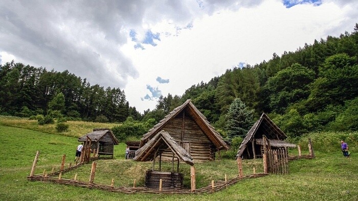 Archäologisches Freilichtmuseum Havránok birgt Schätze aus der Kelten-Zeit