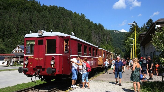 Stali sa parné vlaky v Rajci minulosťou už v roku 1903?