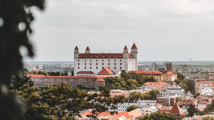 Prechádzka starobylou Račou 