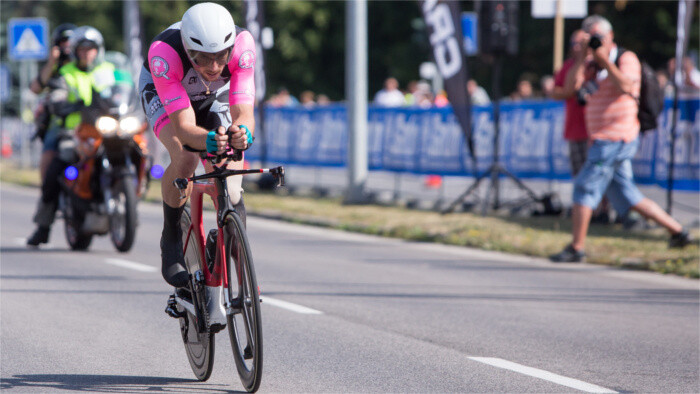 Triumf paracyklistu Metelku