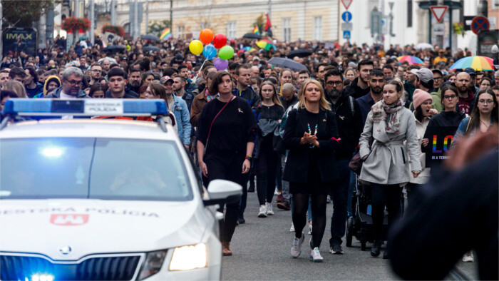 Viac ako polovica Slovákov sa cíti bezpečne