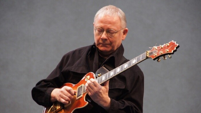 Pomalá hudba: Robert Fripp. Bibio, Laraaji aj Aztec Camera