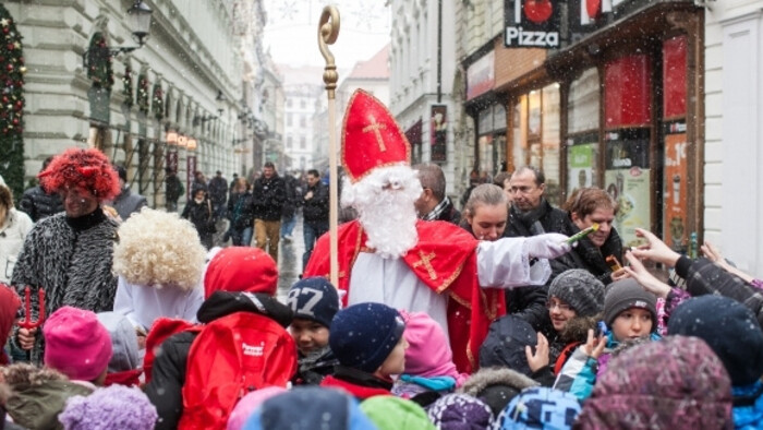 San Nicolás en las calles de Bratislava