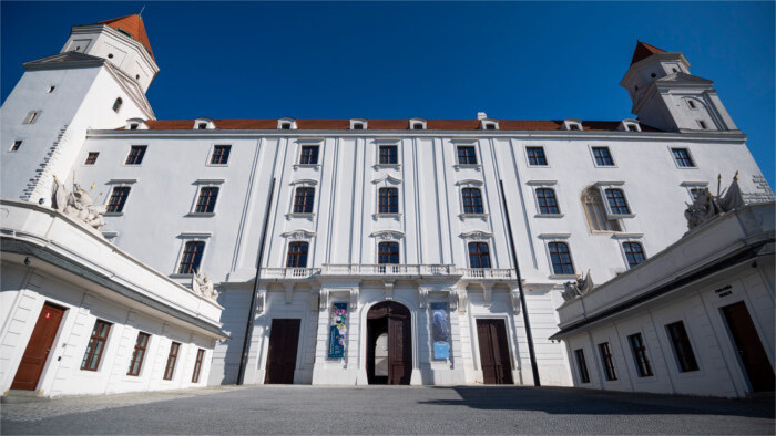 En el Castillo de Bratislava se instalará una escultura de los Santos Cirilo, Metodio y Gorazd 