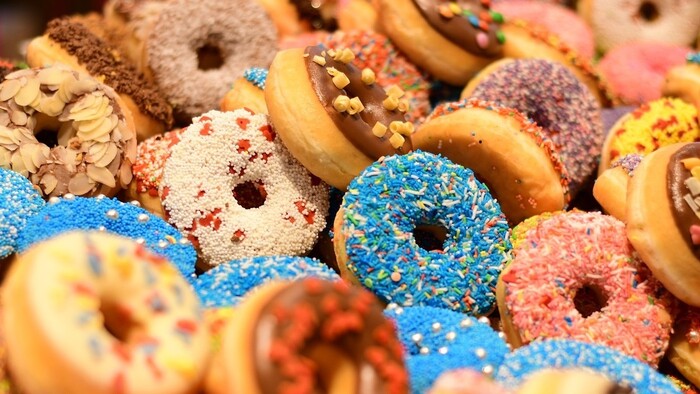 donuts-gf3d1a8ad6_1280.jpg