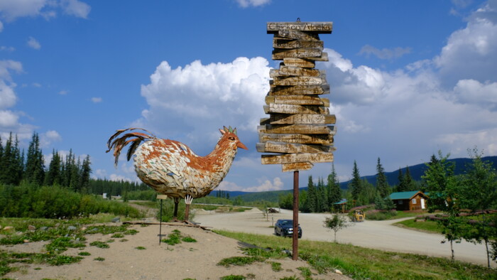 Chicken..zlatokopecká osada v strede ničoho.JPG