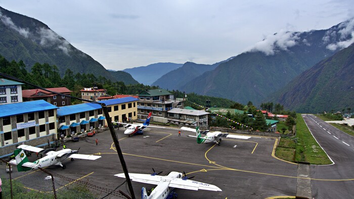 240106_Cestokino_Everest_Lukla_2.jpg