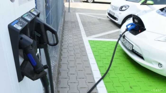 Umstieg auf Elektroautos geht nur langsam voran