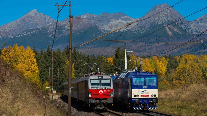 rušeň-železnica-dvojičky-Milan-Kapusta-TASR