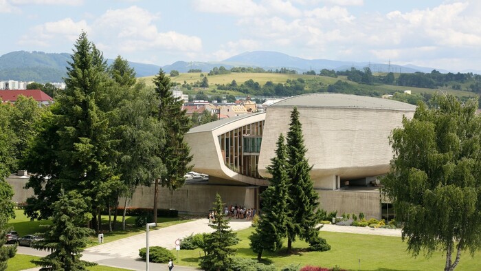 História, ktorá nás neobchádza - 80. výročie Slovenského národného povstania | Na jednej vlne