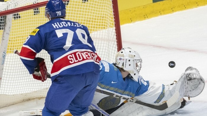 Slovak ice-hockey team qualifies for Olympics after beating Kazakhstan 3:1