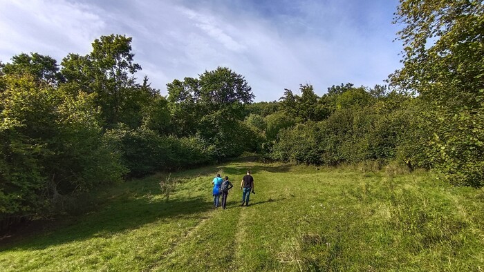 Ku jaskyni Kremenia a na rozhľadňu Lažtek nad Hornými Pršanmi