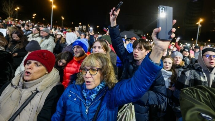 Nespokojných voličov strán Smer-SD a Hlas-SD pribúda