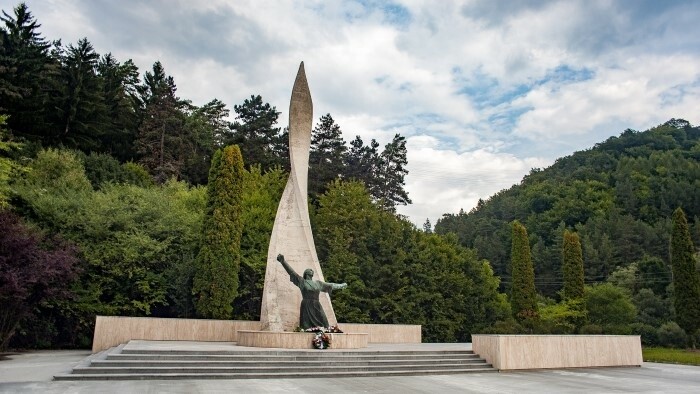 Commémoration des répressions nazies dans le village de Nemecká en 1945