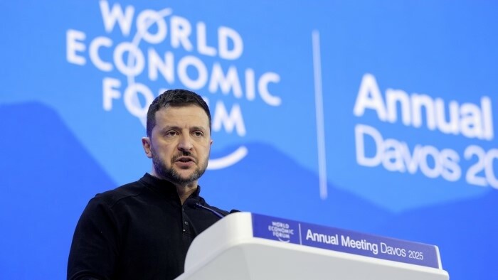 El presidente ucraniano criticó al primer ministro eslovaco en el Foro de Davos