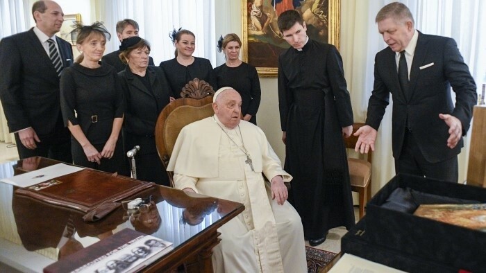 Pápež František prijal premiéra Roberta Fica