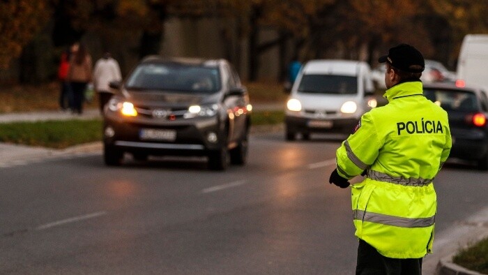 Nezrazte policajta