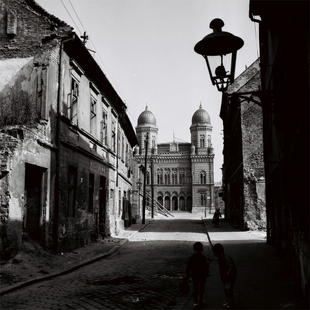 stara bratislava synagoga_tasr.jpg