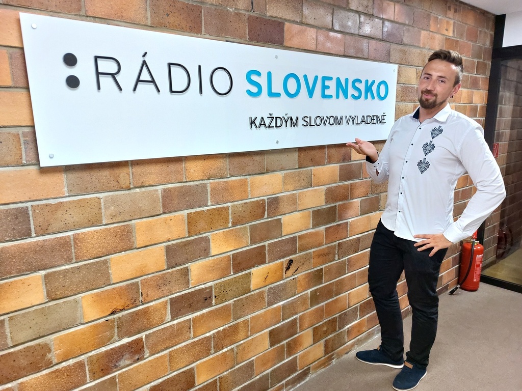 220723_RS_ DJD_DomaJeDoma_František Kekely Travelers..sk v Rádio Slovensko RTVS.jpg