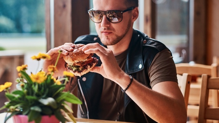 Akými spôsobmi nastavíte svoje telo, aby ste zvládli túžbu neriadene sa napchávať?