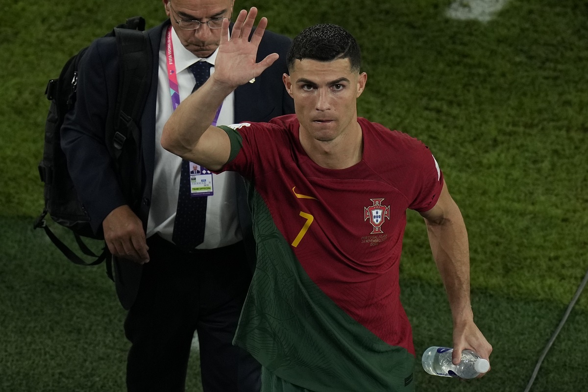 Ronaldo prepísal históriu, suverénna Brazília a tesná výhra Švajčiarska