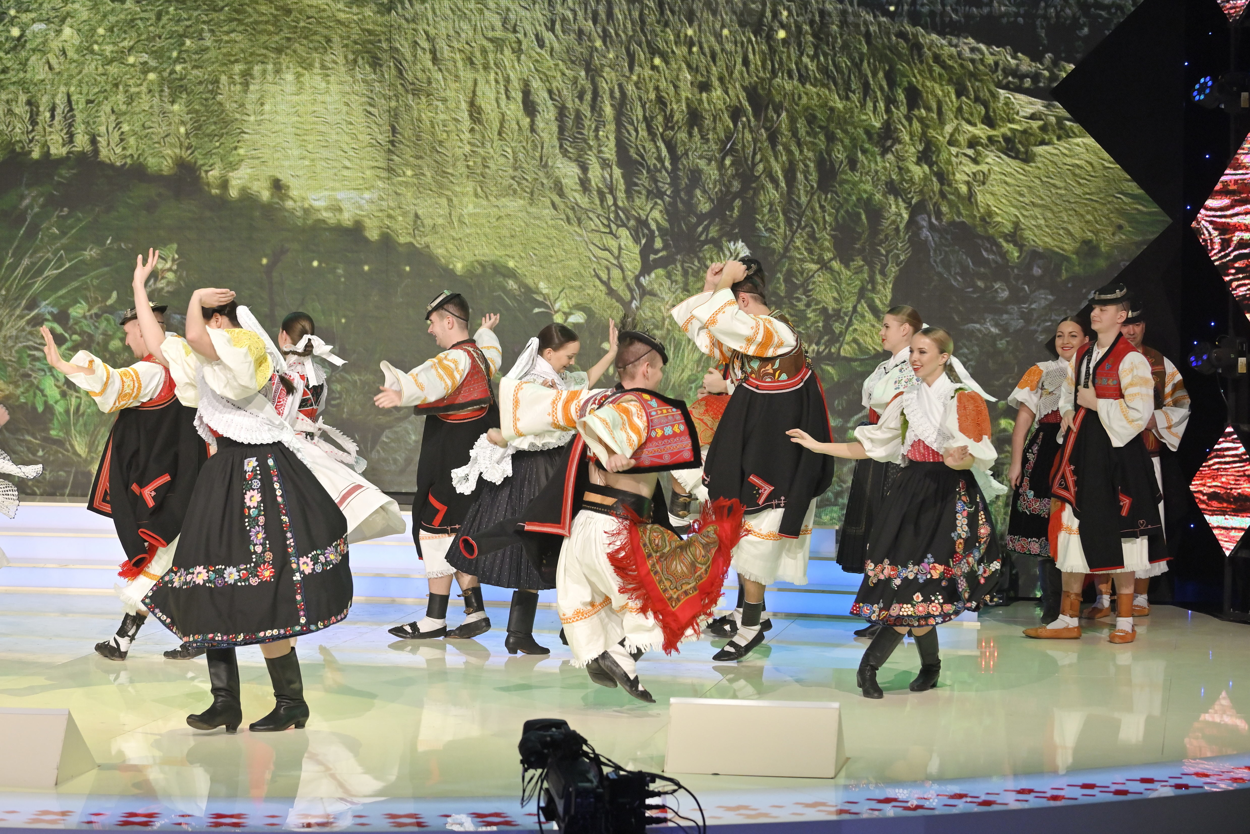 Folklórny súbor Podpoľanec