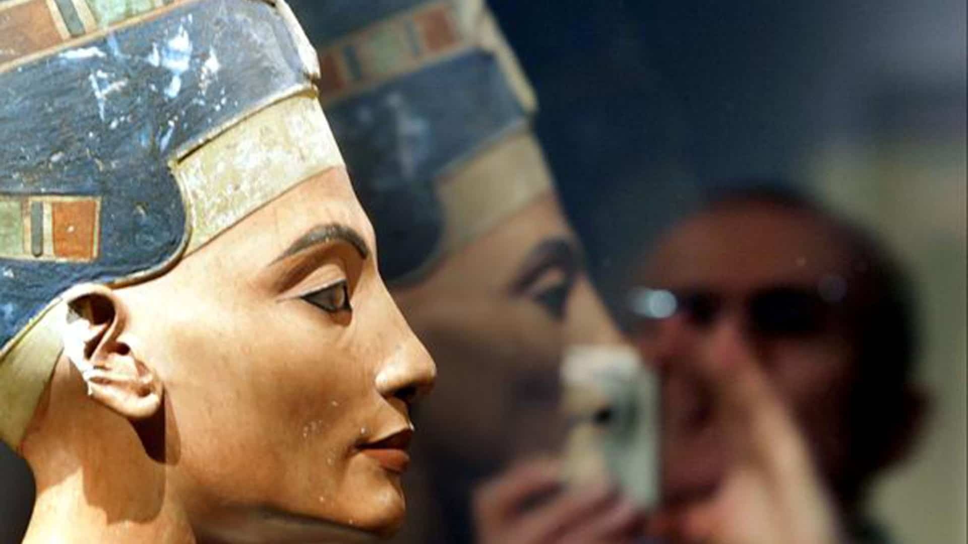 Nefertiti-TASR