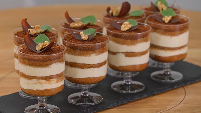 orieškove tiramisu.jpg