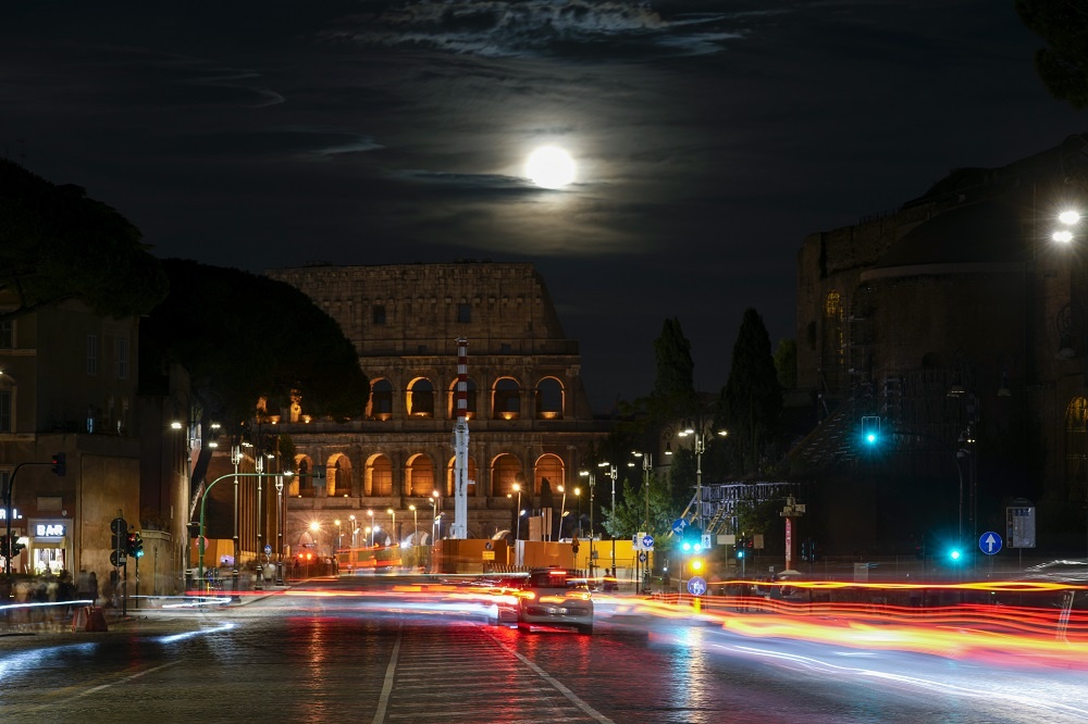 Italy_Supermoon554319976245.jpg