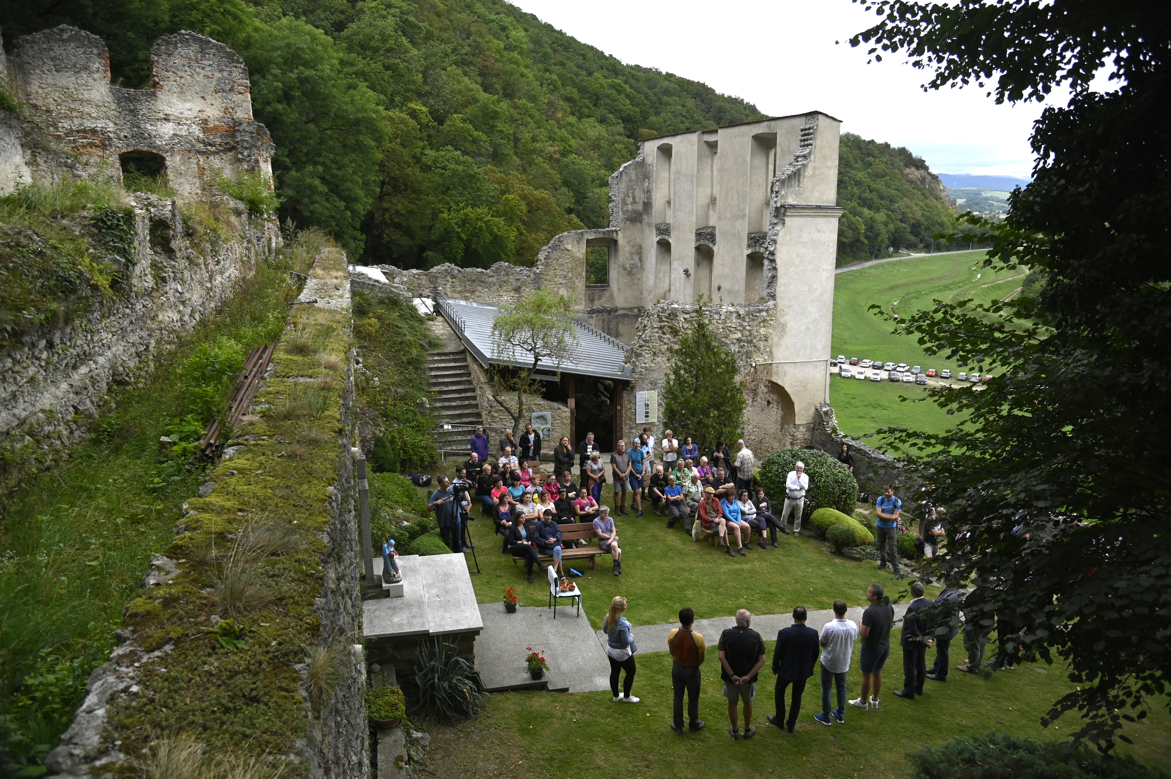 kláštor veľká skalka